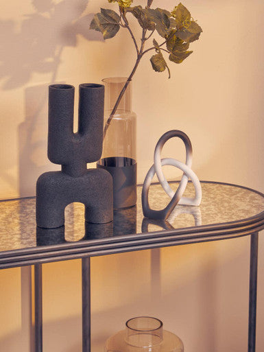 Broc Ombre Black And White Sculpture