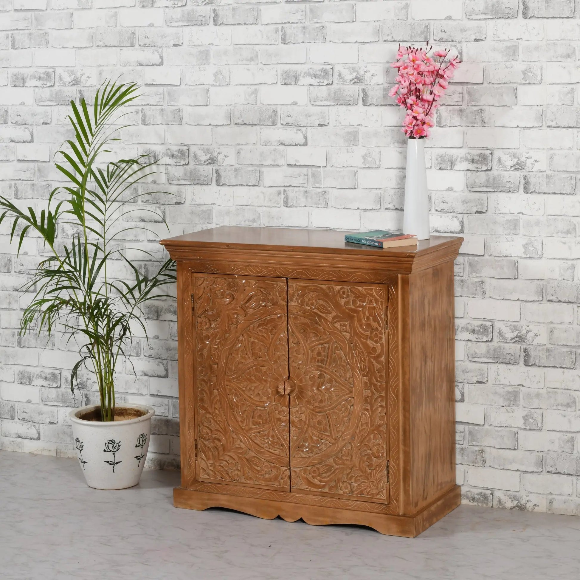Carved Mango Wood Sideboard With 2 Doors Verty Furniture