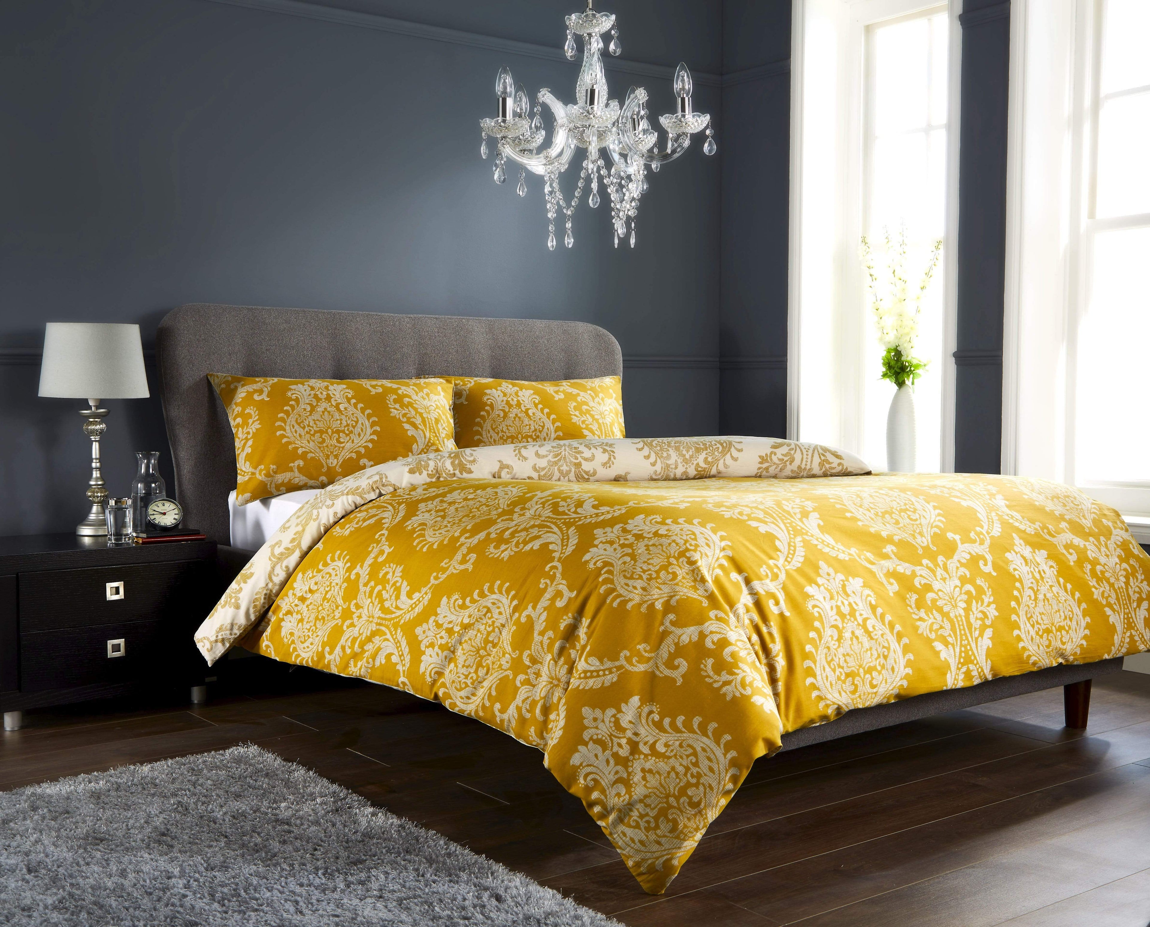 Royal Damask Luxury Super Soft Cotton Rich Duvet Set Easycare Comfortable Bedding Includes Duvet Cover & Pillowcases in Single Double King Sizes by OLIVIA ROCCO